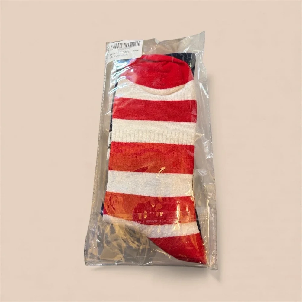 Tactical Pro Supply Womens USA‎ Flag Mismatch Crew Socks One Size NWT w Sticker
